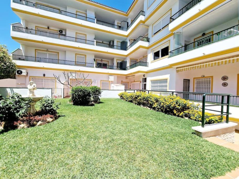 Butibamba Beach Apartment La Cala De Mijas Eksteriør billede